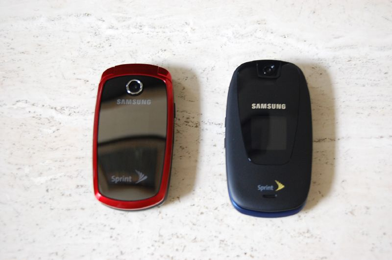 Illustration for article titled Sprint's New Samsung Phones: What Difference Does $100 Make?